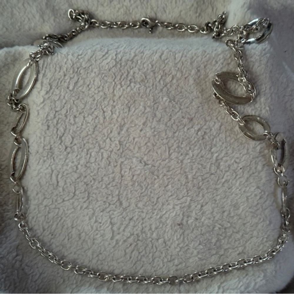 Silver Circle Necklace 🌟